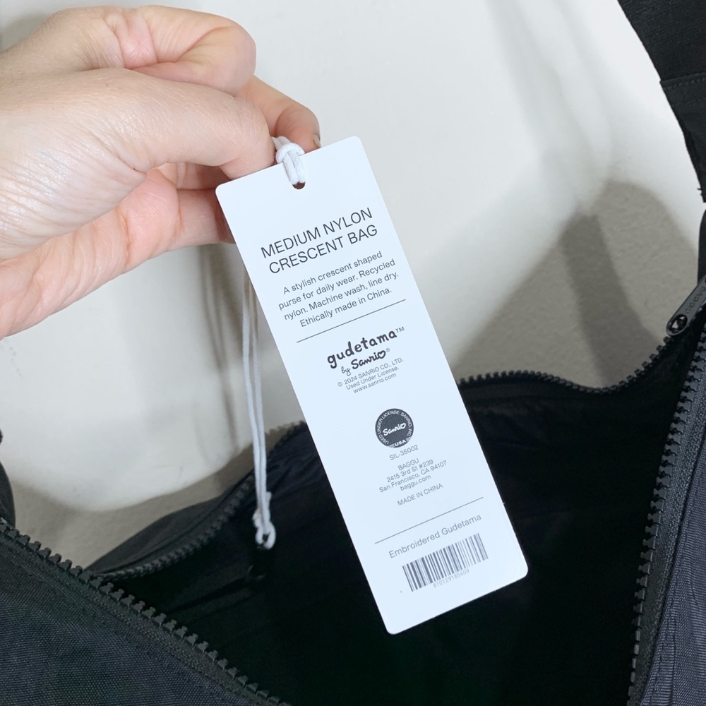 NEW BAGGU x Gudetama Medium Nylon Crescent Bag Embroidered Black Crossbody - Picture 12 of 12